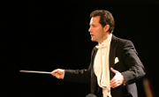 Lawrence Golan (conducting)
